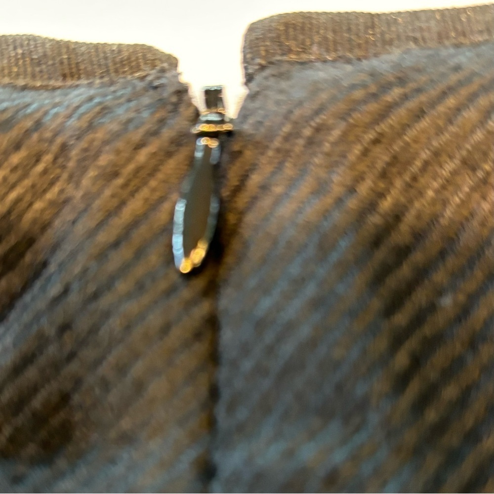 Express Skirt Knee Length Lined Slit 100% Wool Size 7/8 - Picture 4 of 7